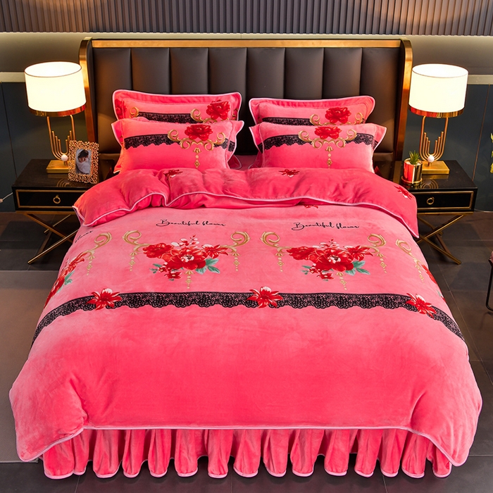 91家纺网 家纺一手货源 找家纺 晚静 2025新款7斤牛奶绒四件套金貂法莱绒床裙款保暖绒三件套  爱恋粉