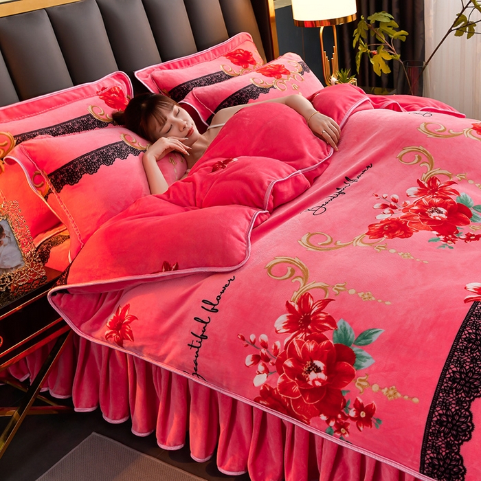 91家纺网 家纺一手货源 找家纺 晚静 2025新款7斤牛奶绒四件套金貂法莱绒床裙款保暖绒三件套  爱恋粉