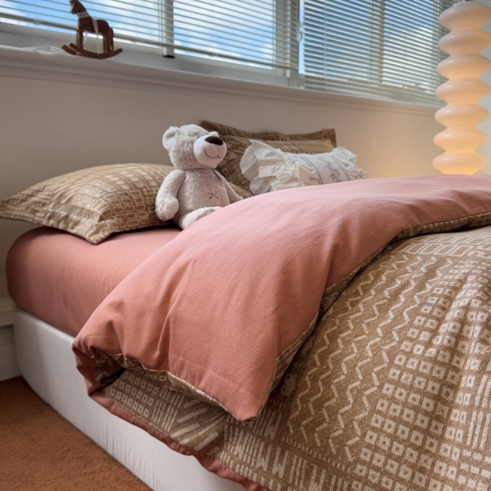 91家纺网 家纺一手货源 找家纺 棉生活家纺 2025新款铂金全棉纯棉磨毛四件套 罗卡尼亚