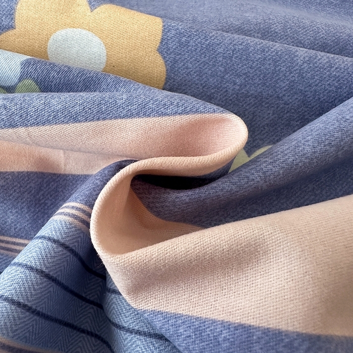 91家纺网 家纺一手货源 找家纺 棉生活家纺 2025新款铂金全棉纯棉磨毛四件套 浅艺雏菊