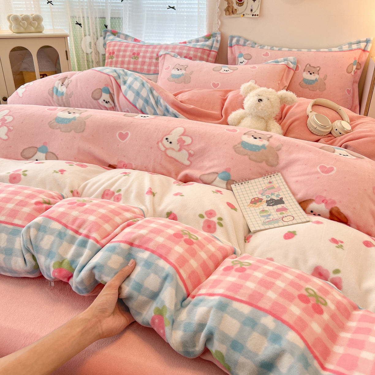 91家纺网 家纺一手货源 找家纺 （总）启发 2025新款高克重小清新牛奶绒印花四件套