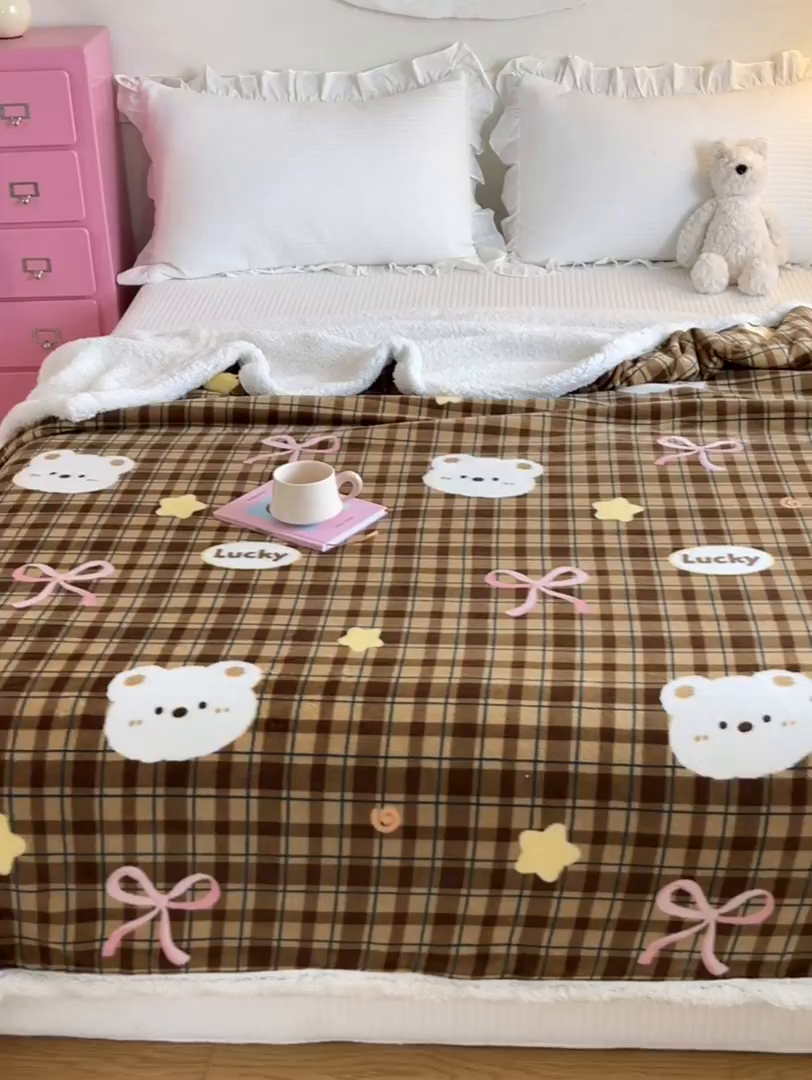 91家纺网 家纺一手货源 找家纺 川悦生活 2025新款牛奶绒羊羔绒毯子毛毯 毛毯茶酥小熊