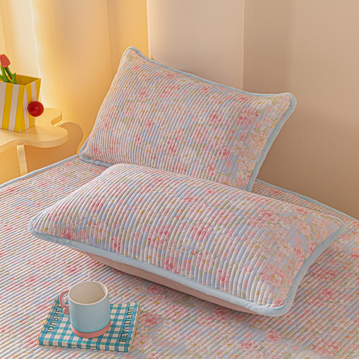 91家纺网 家纺一手货源 找家纺 恒尚居 2025新款A版全棉B版牛奶绒夹棉床褥垫A类四季可用学生床垫-秋冬款三件套系列二 梦幻【A纯棉-B牛奶绒】