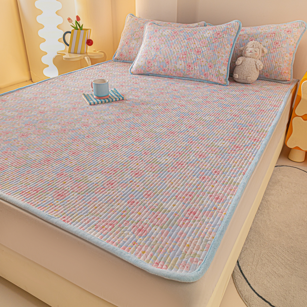 91家纺网 家纺一手货源 找家纺 恒尚居 2025新款A版全棉B版牛奶绒夹棉床褥垫A类四季可用学生床垫-秋冬款三件套系列二 梦幻【A纯棉-B牛奶绒】