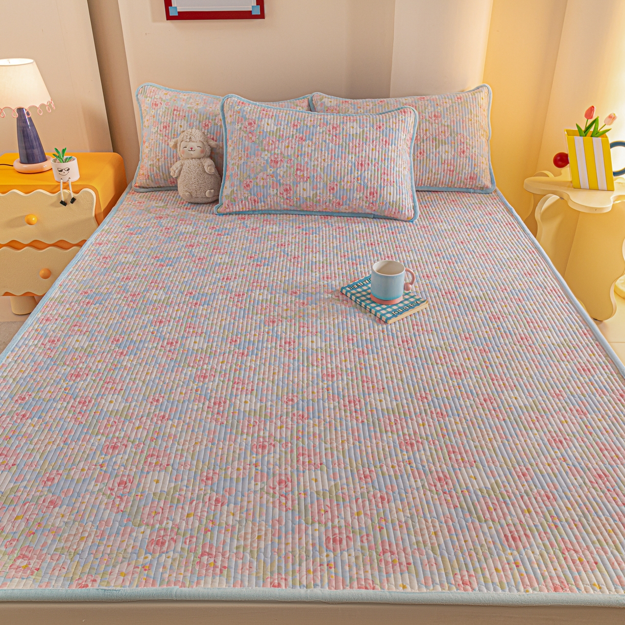 91家纺网 家纺一手货源 找家纺 恒尚居 2025新款A版全棉B版牛奶绒夹棉床褥垫A类四季可用学生床垫-秋冬款三件套系列二 梦幻【A纯棉-B牛奶绒】