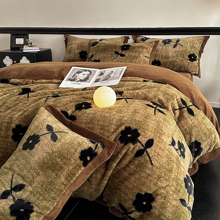 91家纺网 家纺一手货源 找家纺 （总）绒世界 2025秋冬新款丹麦绒宽边牛奶绒四件套