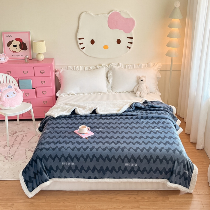 91家纺网 家纺一手货源 找家纺 川悦生活 2025新款牛奶绒羊羔绒毯子毛毯 毛毯简一轻蓝