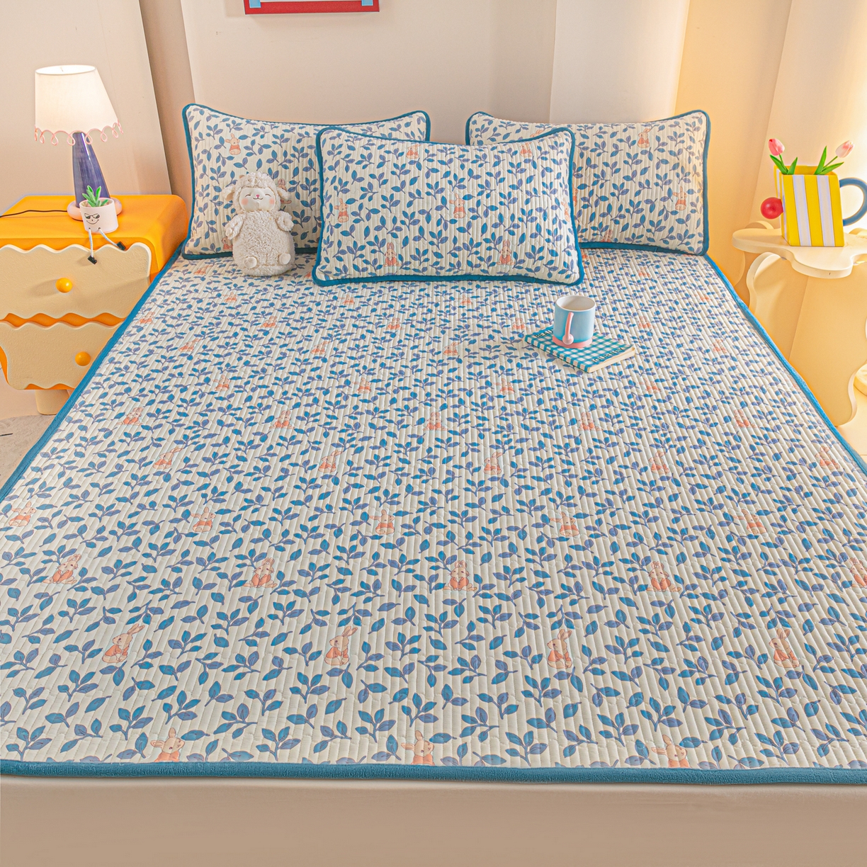 91家纺网 家纺一手货源 找家纺 恒尚居 2025新款A版全棉B版牛奶绒夹棉床褥垫A类四季可用学生床垫-秋冬款三件套系列一 菲菲兔【A纯棉-B牛奶绒】