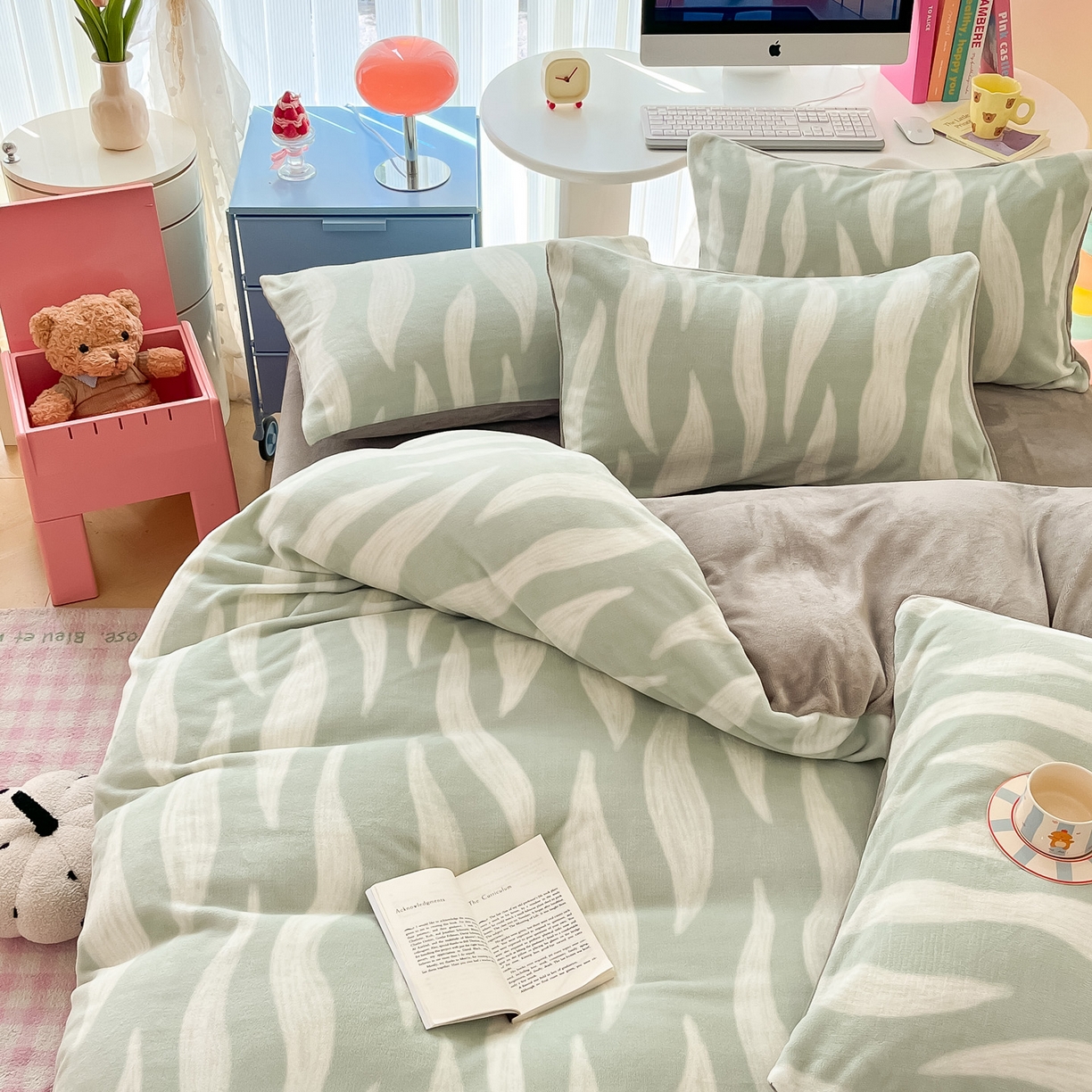 91家纺网 家纺一手货源 找家纺 启发 2025新款高克重小清新牛奶绒印花四件套 波浪