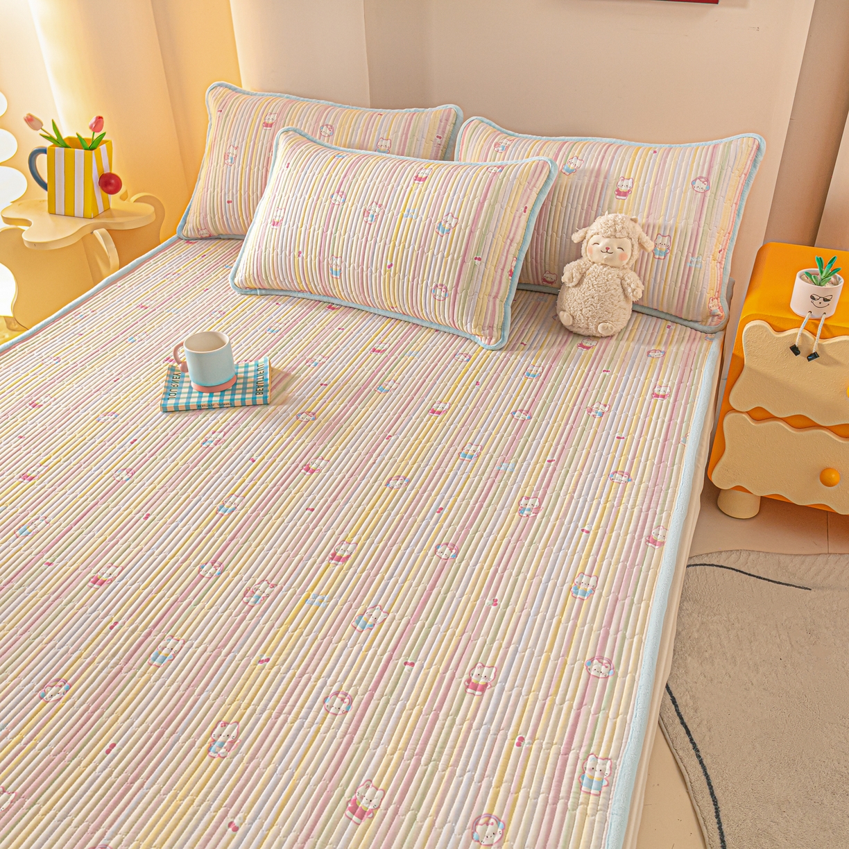 91家纺网 家纺一手货源 找家纺 恒尚居 2025新款A版全棉B版牛奶绒夹棉床褥垫A类四季可用学生床垫-秋冬款三件套系列三 彩虹猫【A纯棉-B牛奶绒】