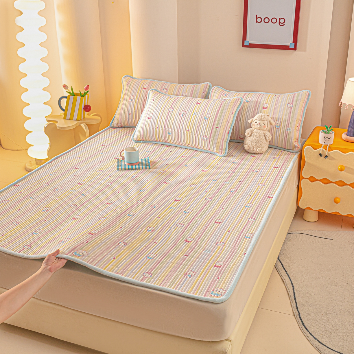 91家纺网 家纺一手货源 找家纺 恒尚居 2025新款A版全棉B版牛奶绒夹棉床褥垫A类四季可用学生床垫-秋冬款三件套系列三 彩虹猫【A纯棉-B牛奶绒】