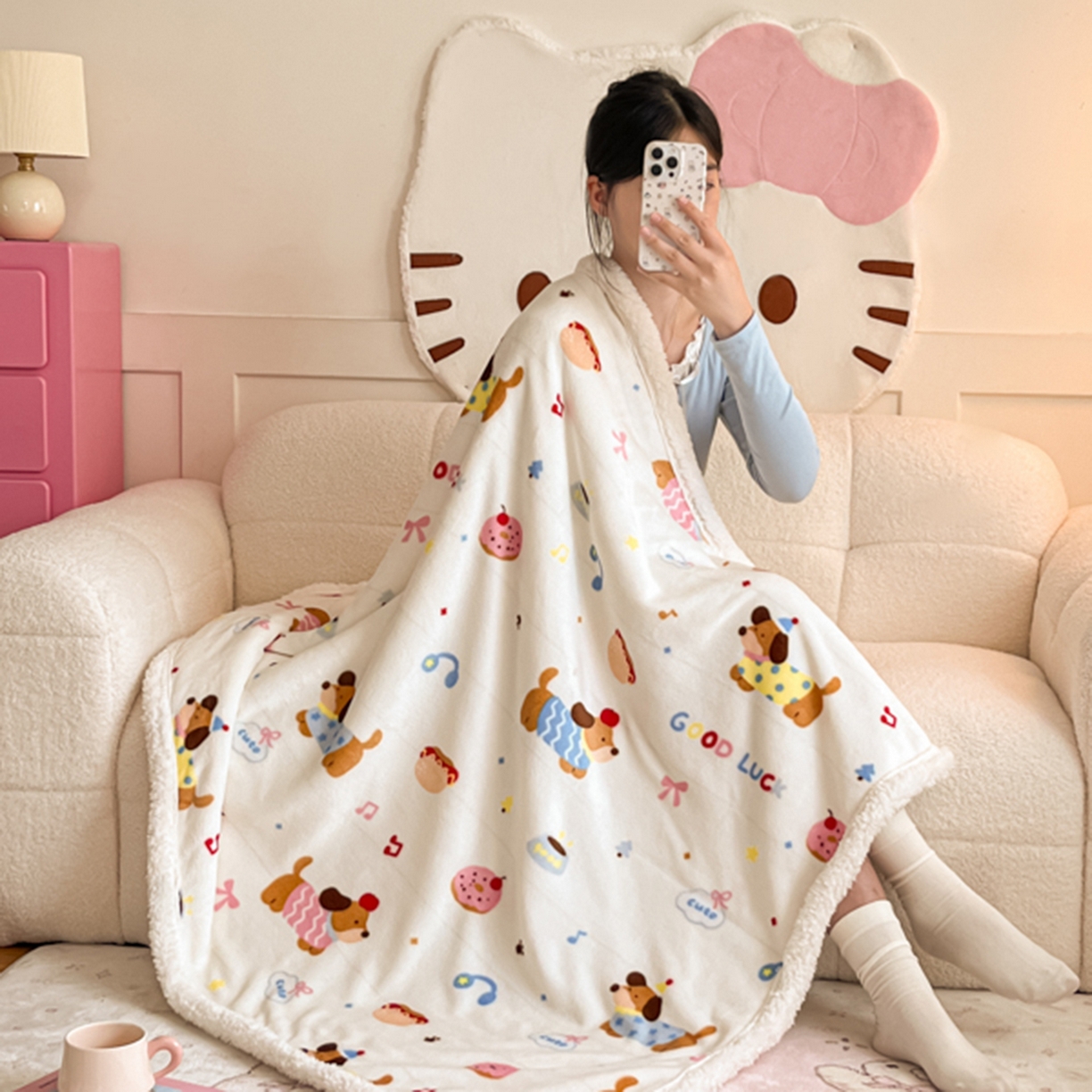 91家纺网 家纺一手货源 找家纺 川悦生活 2025新款牛奶绒羊羔绒毯子毛毯 毛毯快乐腊肠