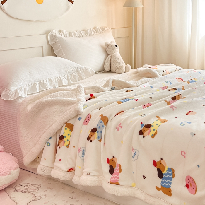 91家纺网 家纺一手货源 找家纺 川悦生活 2025新款牛奶绒羊羔绒毯子毛毯 毛毯快乐腊肠