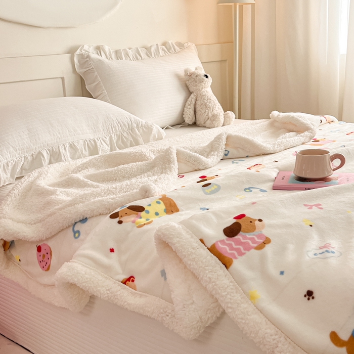 91家纺网 家纺一手货源 找家纺 川悦生活 2025新款牛奶绒羊羔绒毯子毛毯 毛毯快乐腊肠