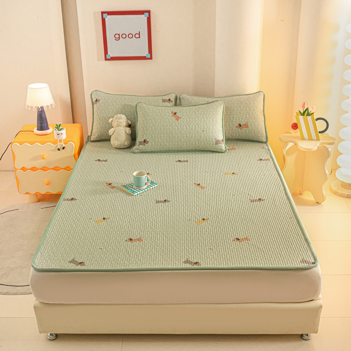 91家纺网 家纺一手货源 找家纺 恒尚居 2025新款A版全棉B版牛奶绒夹棉床褥垫A类四季可用学生床垫-秋冬款三件套系列二 布丁狗【A纯棉-B牛奶绒】