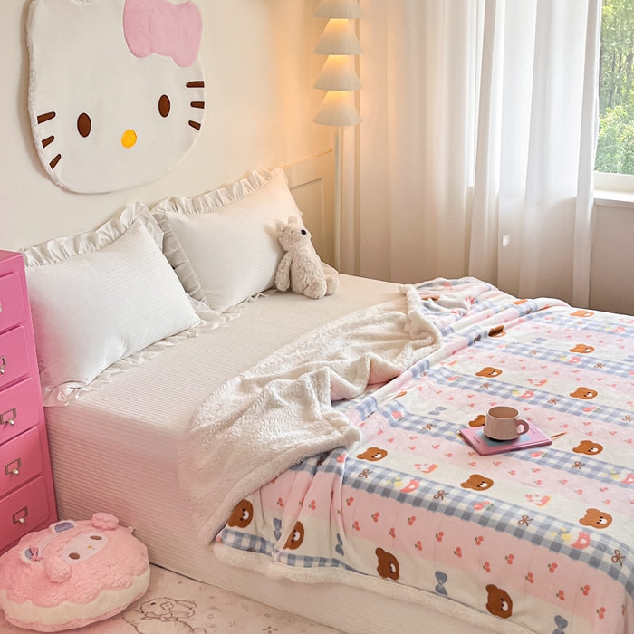 91家纺网 家纺一手货源 找家纺 川悦生活 2025新款牛奶绒羊羔绒毯子毛毯 毛毯奶朵布丁熊