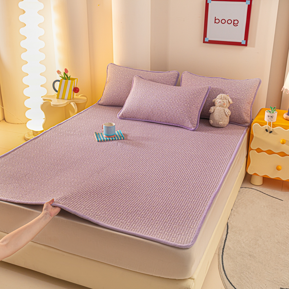 91家纺网 家纺一手货源 找家纺 恒尚居 2025新款A版全棉B版牛奶绒夹棉床褥垫A类四季可用学生床垫-秋冬款三件套系列三 花言【A纯棉-B牛奶绒】