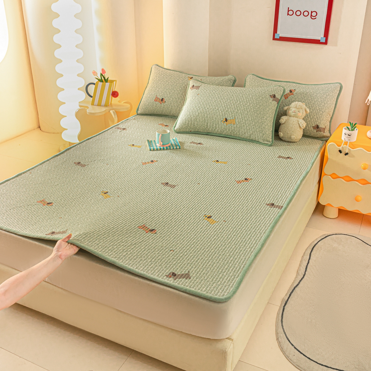 91家纺网 家纺一手货源 找家纺 恒尚居 2025新款A版全棉B版牛奶绒夹棉床褥垫A类四季可用学生床垫-秋冬款三件套系列一 布丁狗【A纯棉-B牛奶绒】