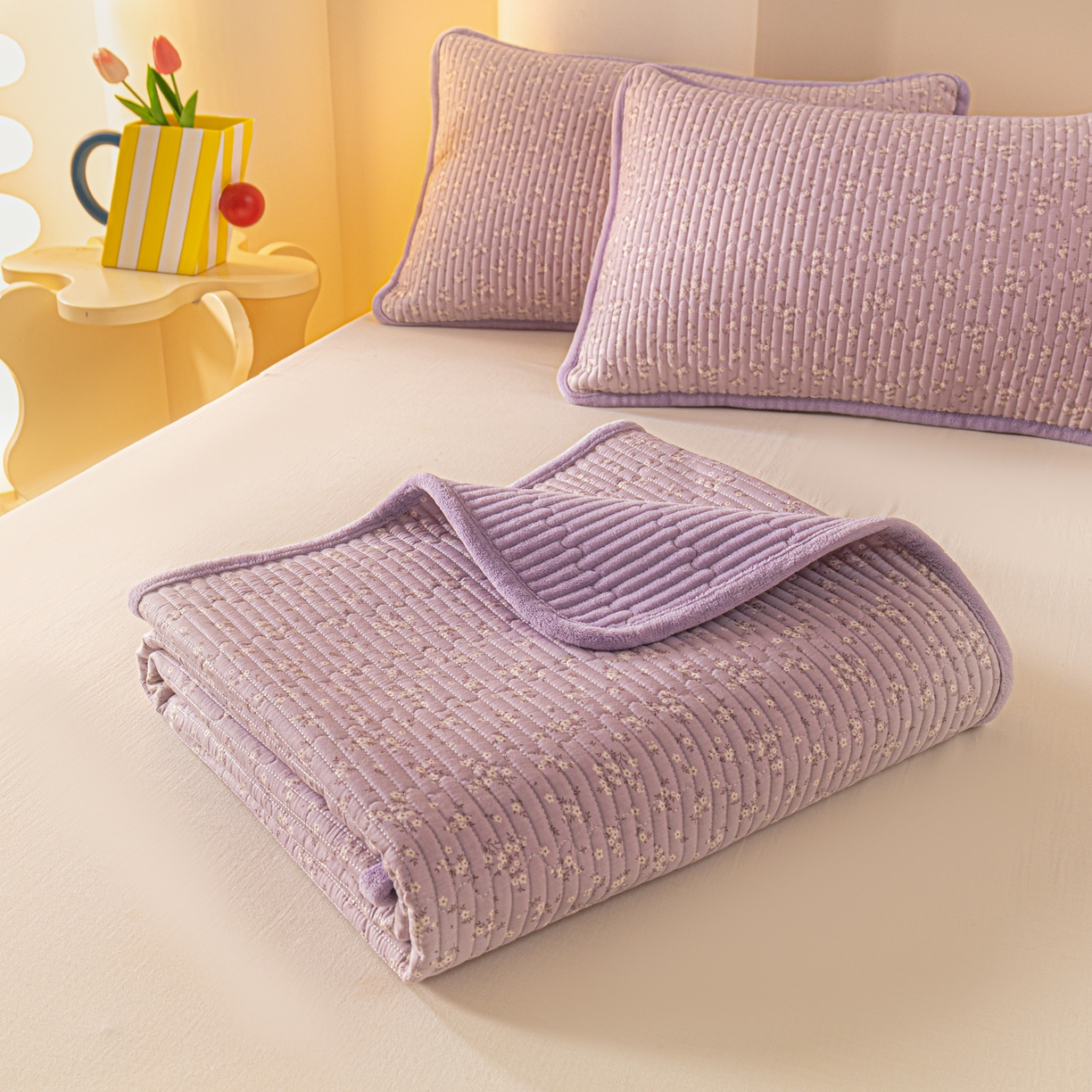 91家纺网 家纺一手货源 找家纺 恒尚居 2025新款A版全棉B版牛奶绒夹棉床褥垫A类四季可用学生床垫-秋冬款三件套系列三 花言【A纯棉-B牛奶绒】