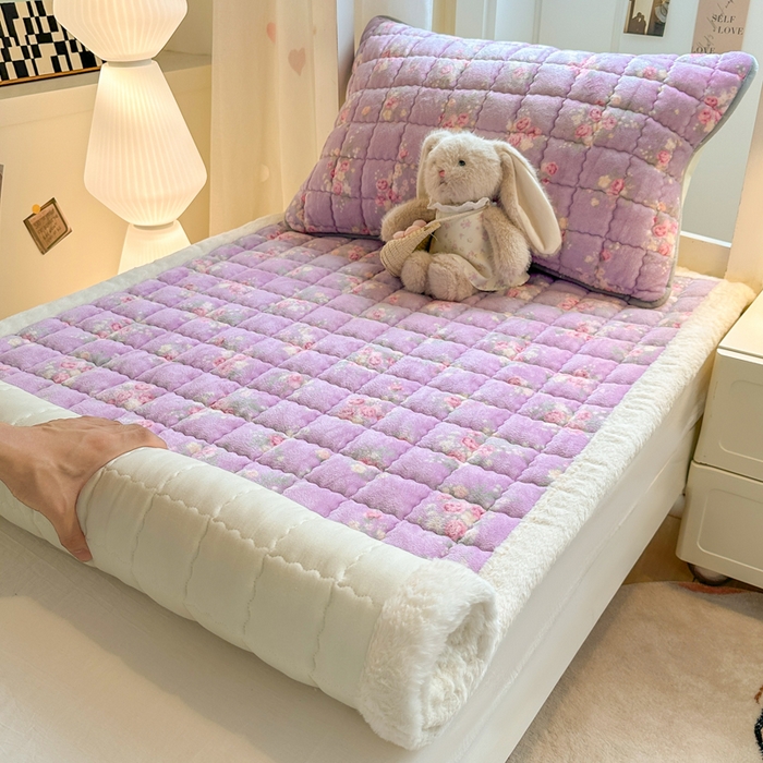 91家纺网 家纺一手货源 找家纺 韩巢家纺 2025款秋冬季上下铺牛奶绒床垫床护垫学生床褥子宿舍寝室床褥铺底 暖绒-罗兰雨