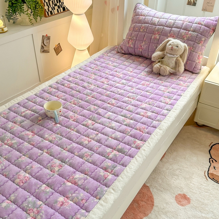 91家纺网 家纺一手货源 找家纺 韩巢家纺 2025款秋冬季上下铺牛奶绒床垫床护垫学生床褥子宿舍寝室床褥铺底 暖绒-罗兰雨