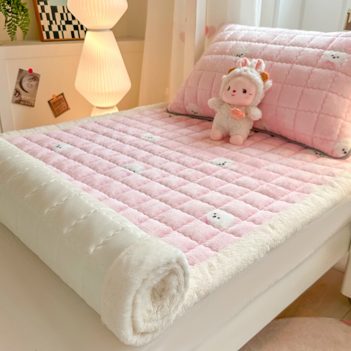 91家纺网 家纺一手货源 找家纺 韩巢家纺 2025款秋冬季上下铺牛奶绒床垫床护垫学生床褥子宿舍寝室床褥铺底 暖绒-绒绒小狗-粉