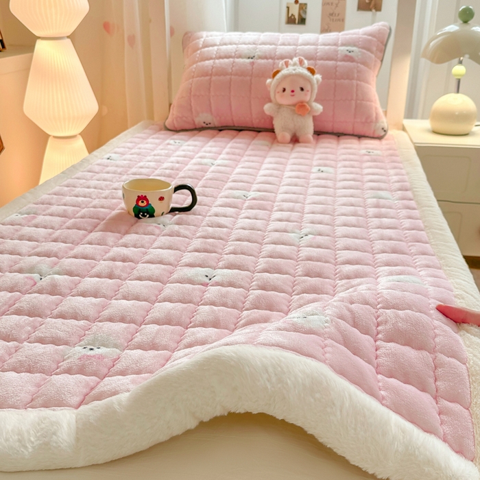 91家纺网 家纺一手货源 找家纺 韩巢家纺 2025款秋冬季上下铺牛奶绒床垫床护垫学生床褥子宿舍寝室床褥铺底 暖绒-绒绒小狗-粉