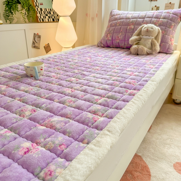 91家纺网 家纺一手货源 找家纺 韩巢家纺 2025款秋冬季上下铺牛奶绒床垫床护垫学生床褥子宿舍寝室床褥铺底 暖绒-罗兰雨