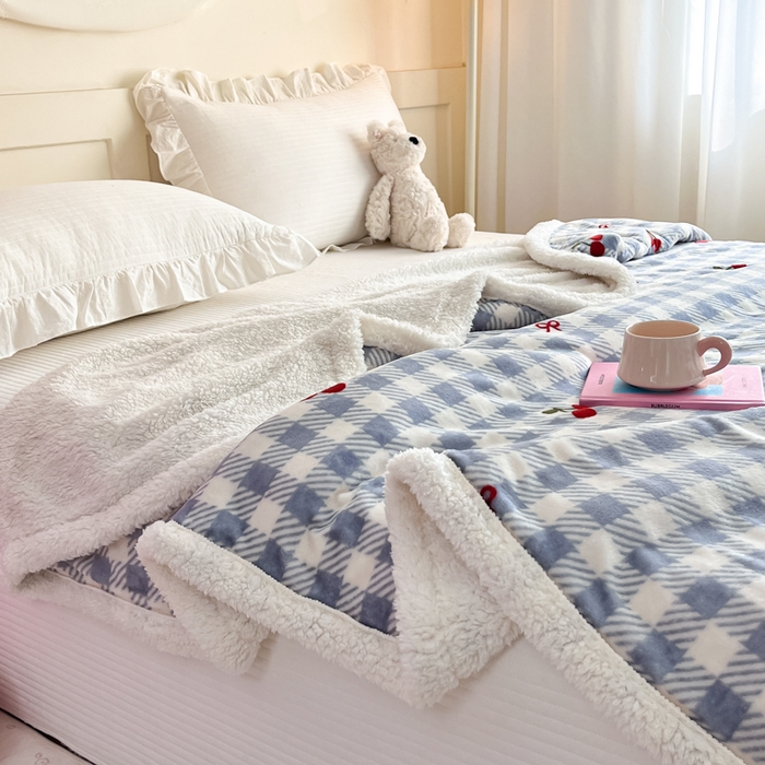 91家纺网 家纺一手货源 找家纺 川悦生活 2025新款牛奶绒羊羔绒毯子毛毯 毛毯青禾车厘