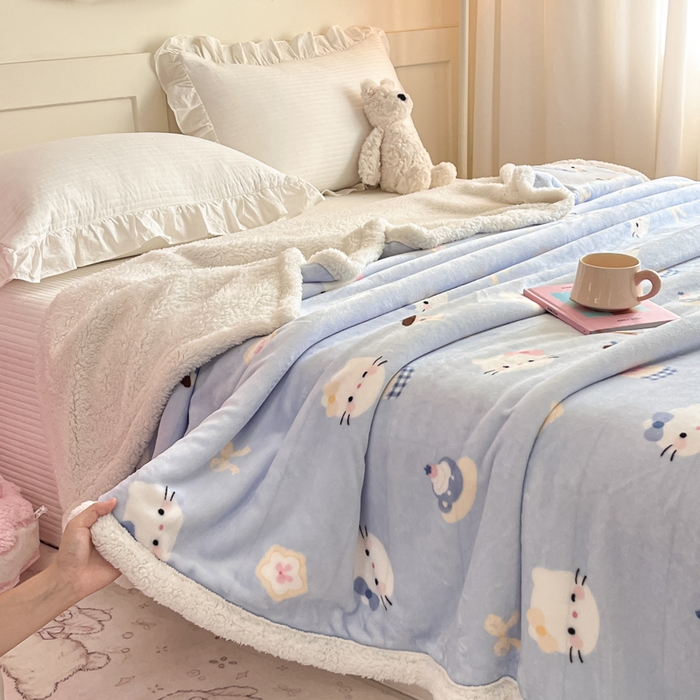 91家纺网 家纺一手货源 找家纺 川悦生活 2025新款牛奶绒羊羔绒毯子毛毯 毛毯晴空小喵