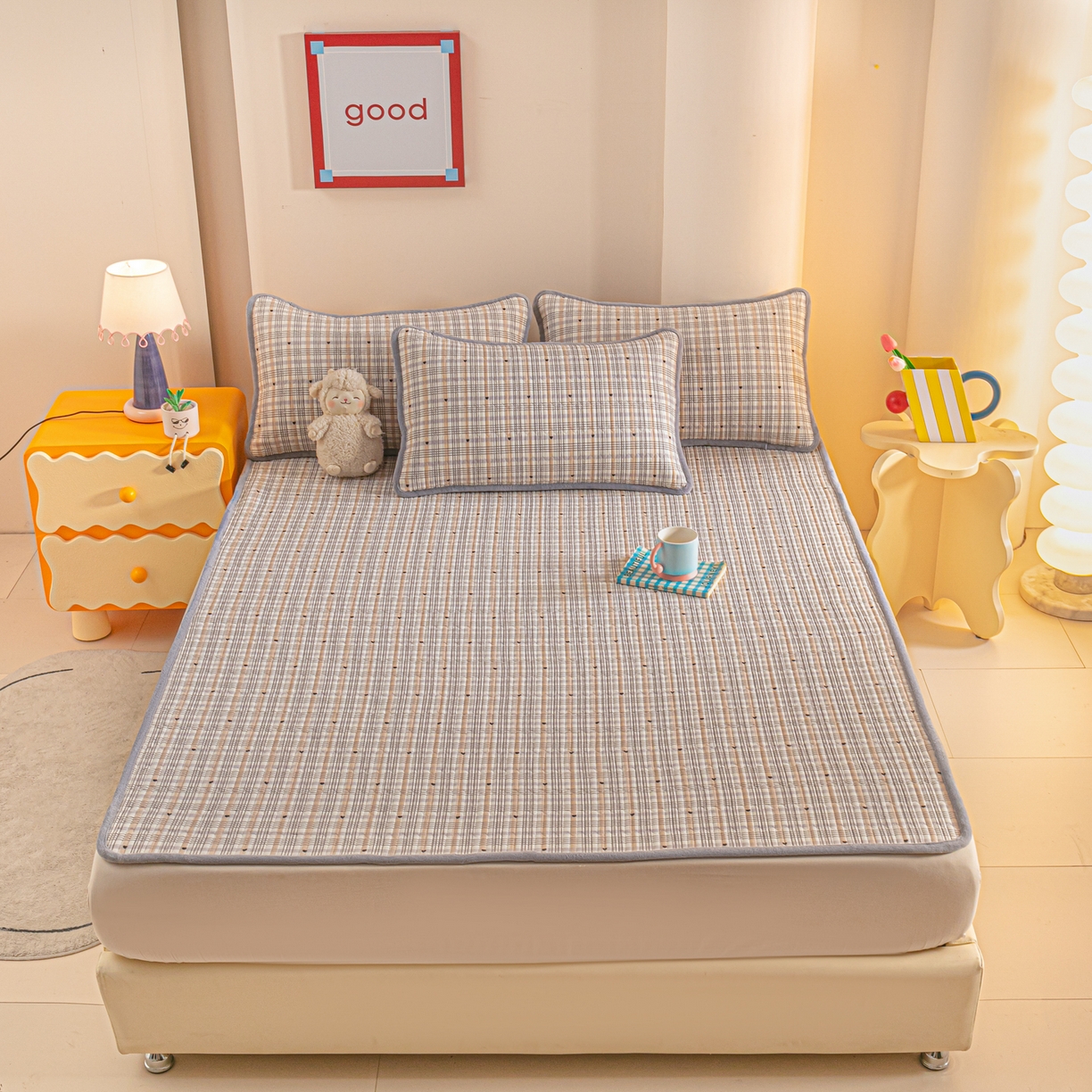 91家纺网 家纺一手货源 找家纺 恒尚居 2025新款A版全棉B版牛奶绒夹棉床褥垫A类四季可用学生床垫-秋冬款三件套系列三 简格调【A纯棉-B牛奶绒】