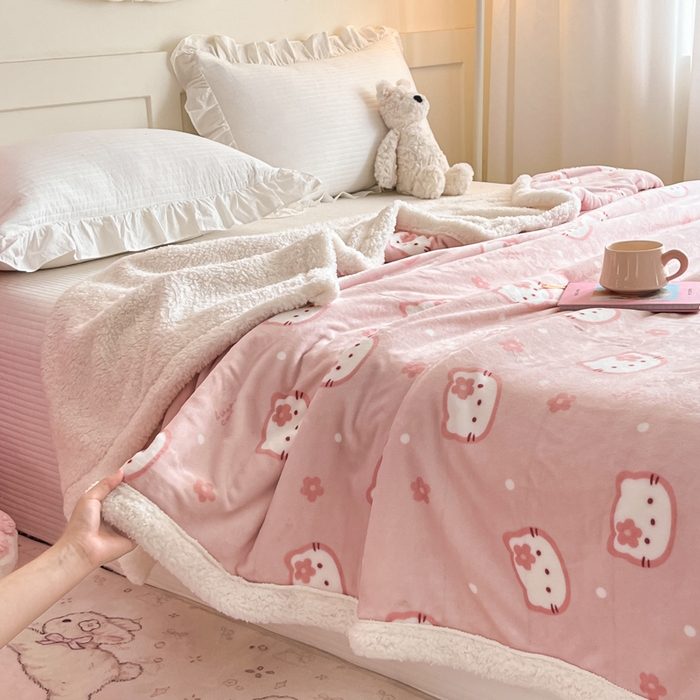 91家纺网 家纺一手货源 找家纺 川悦生活 2025新款牛奶绒羊羔绒毯子毛毯 毛毯少女喵喵