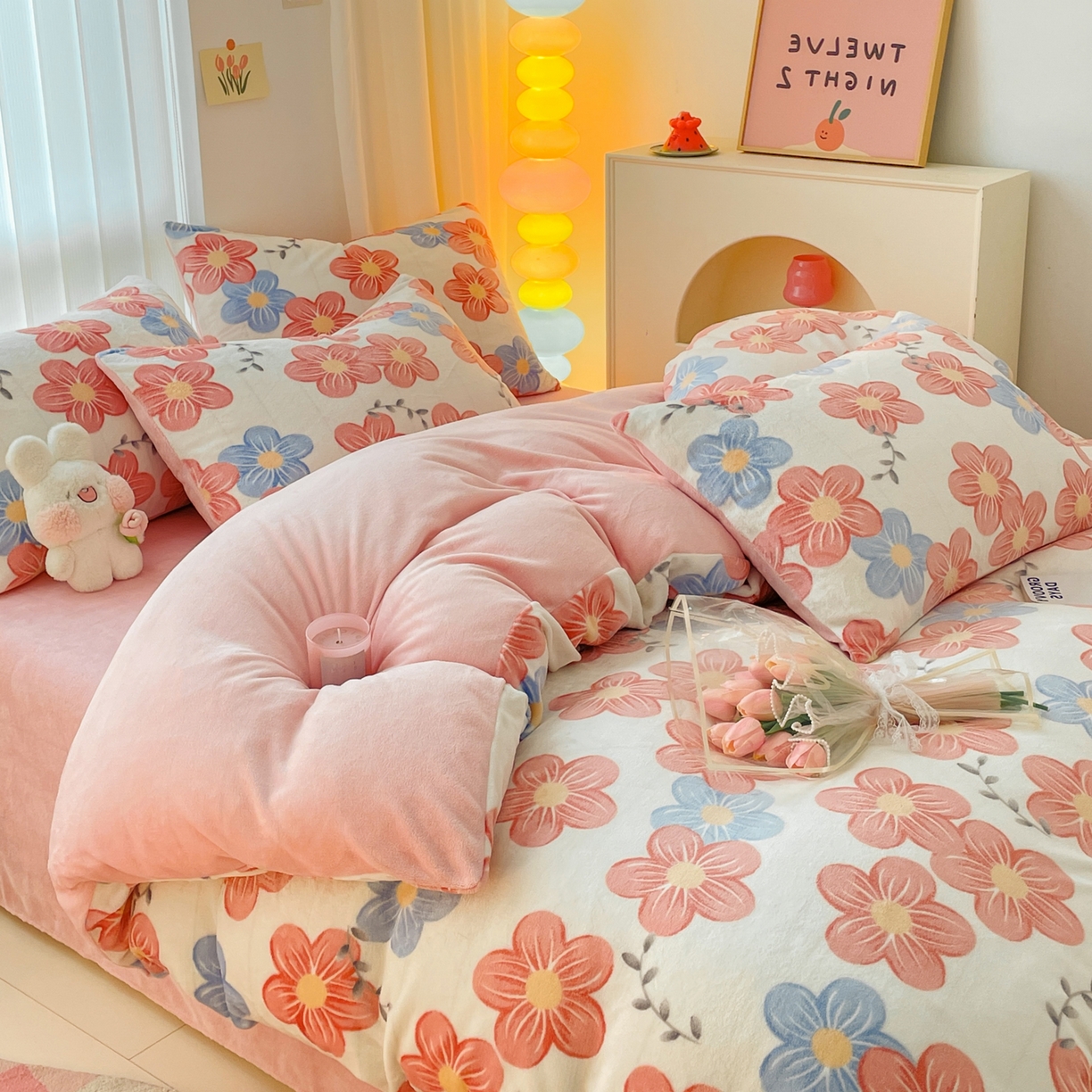 91家纺网 家纺一手货源 找家纺 启发 2025新款高克重小清新牛奶绒印花四件套 花环