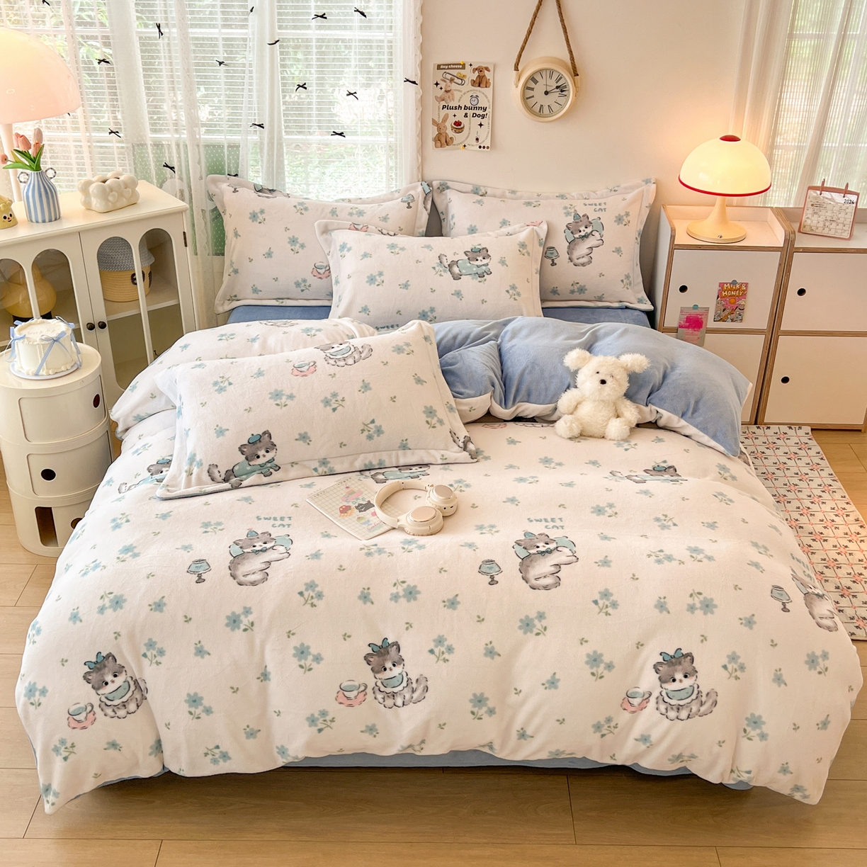 91家纺网 家纺一手货源 找家纺 启发 2025新款高克重小清新牛奶绒印花四件套 花精灵