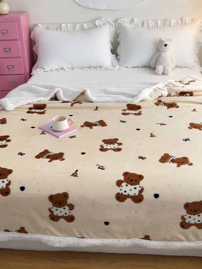 91家纺网 家纺一手货源 找家纺 川悦生活 2025新款牛奶绒羊羔绒毯子毛毯 毛毯酥酥小熊