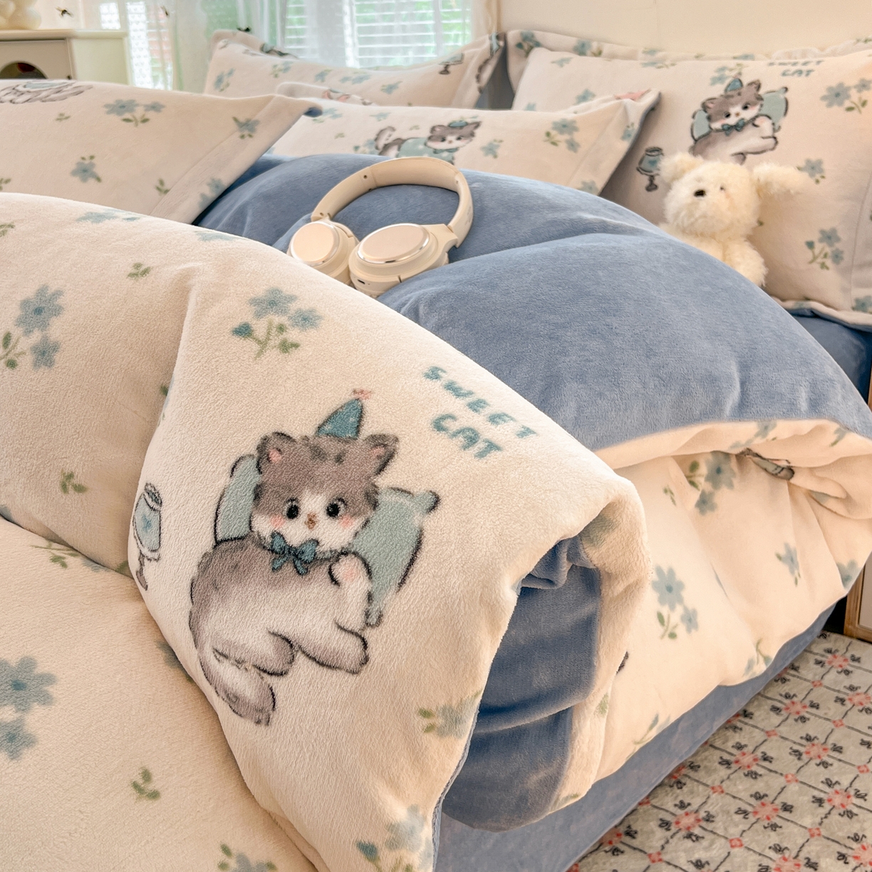 91家纺网 家纺一手货源 找家纺 启发 2025新款高克重小清新牛奶绒印花四件套 花精灵