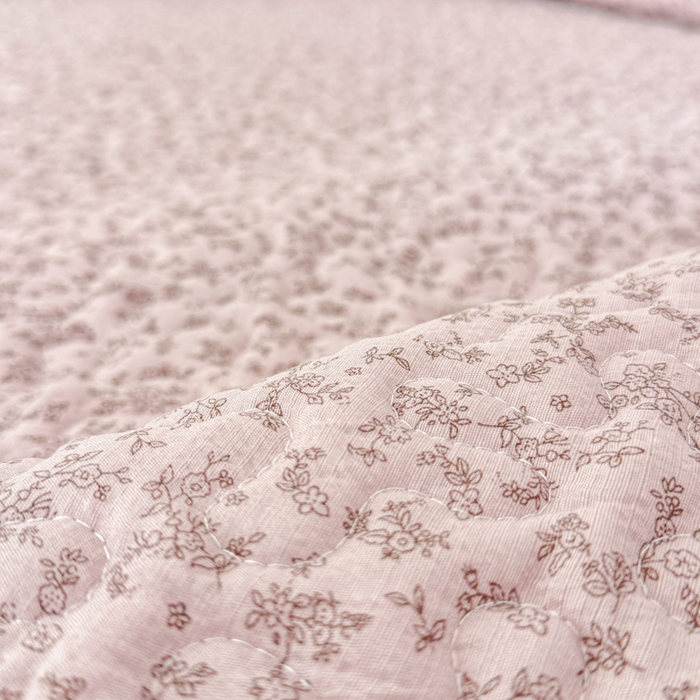 91家纺网 家纺一手货源 找家纺 小萌虎 2025新款A类云感原麻双层纱花边床盖三件套 慕情【花边款】