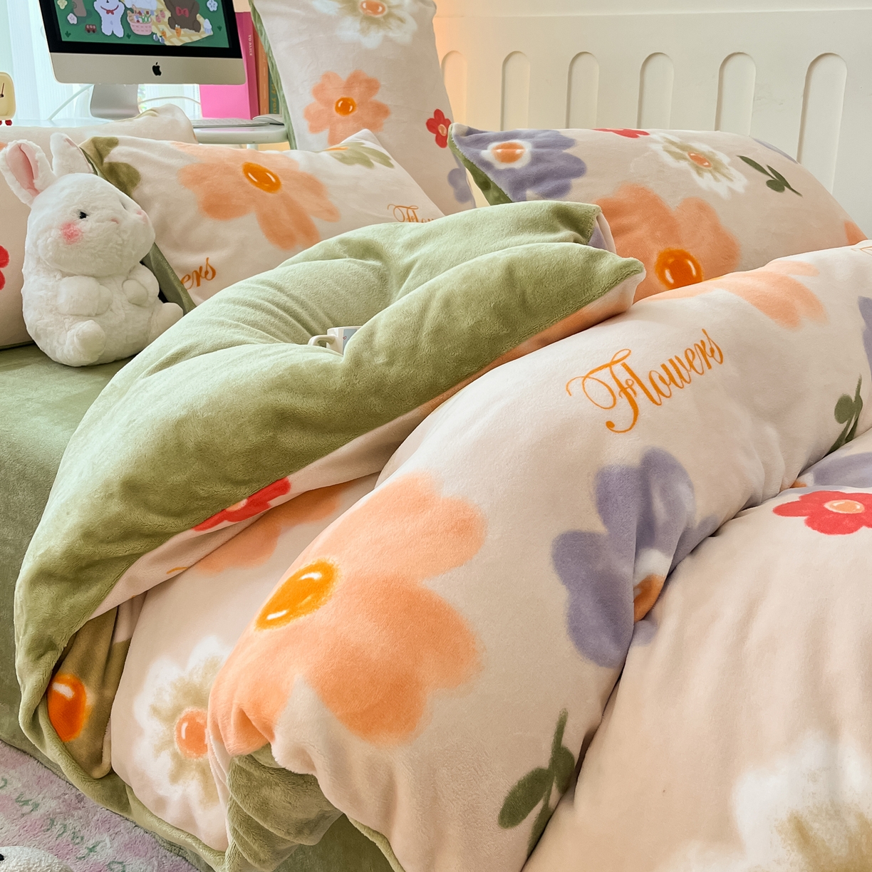 91家纺网 家纺一手货源 找家纺 启发 2025新款高克重小清新牛奶绒印花四件套 花开似锦