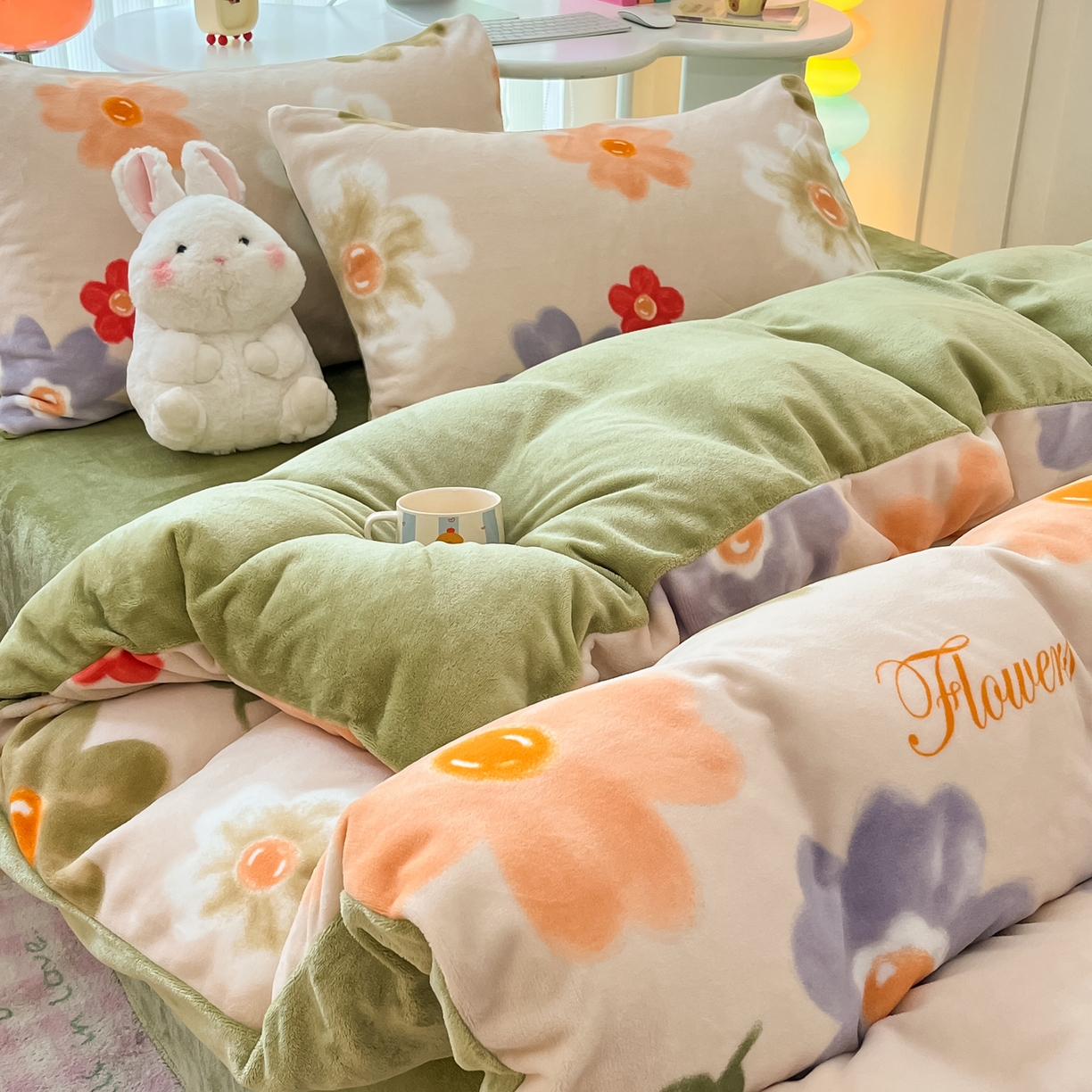 91家纺网 家纺一手货源 找家纺 启发 2025新款高克重小清新牛奶绒印花四件套 花开似锦