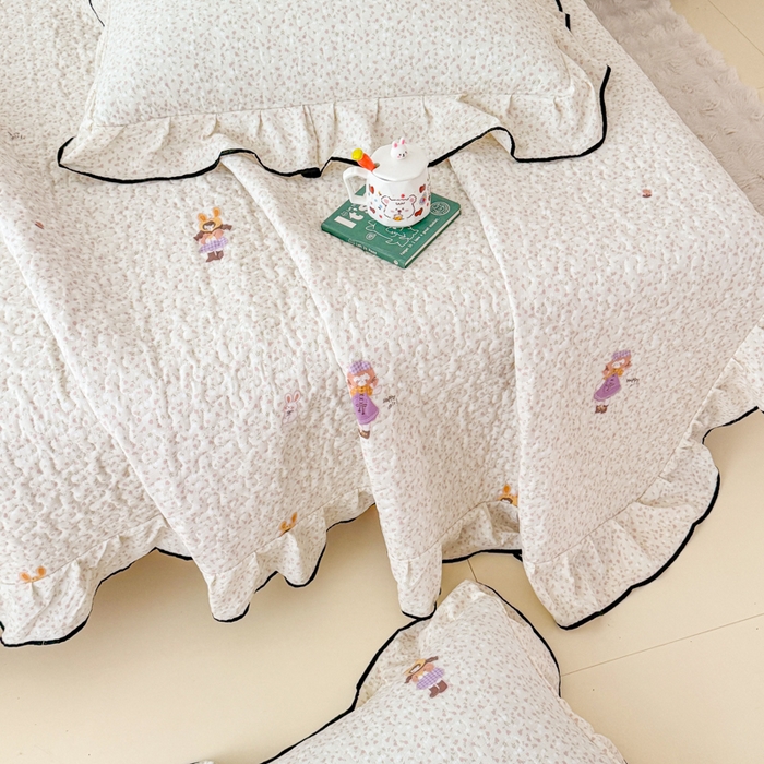 91家纺网 家纺一手货源 找家纺 小萌虎 2025新款A类云感原麻双层纱花边床盖三件套 寻梦粉【花边款】