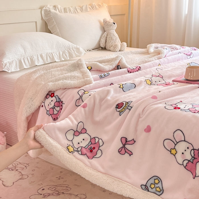 91家纺网 家纺一手货源 找家纺 川悦生活 2025新款牛奶绒羊羔绒毯子毛毯 毛毯甜心兔糕