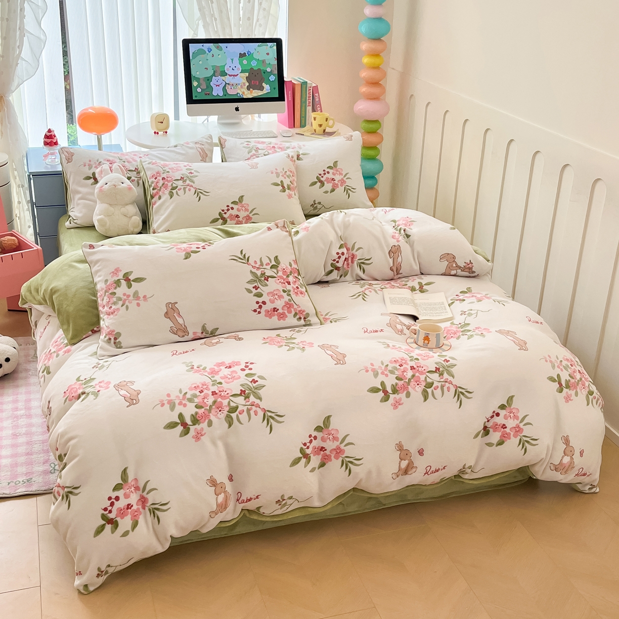 91家纺网 家纺一手货源 找家纺 启发 2025新款高克重小清新牛奶绒印花四件套 花之恋