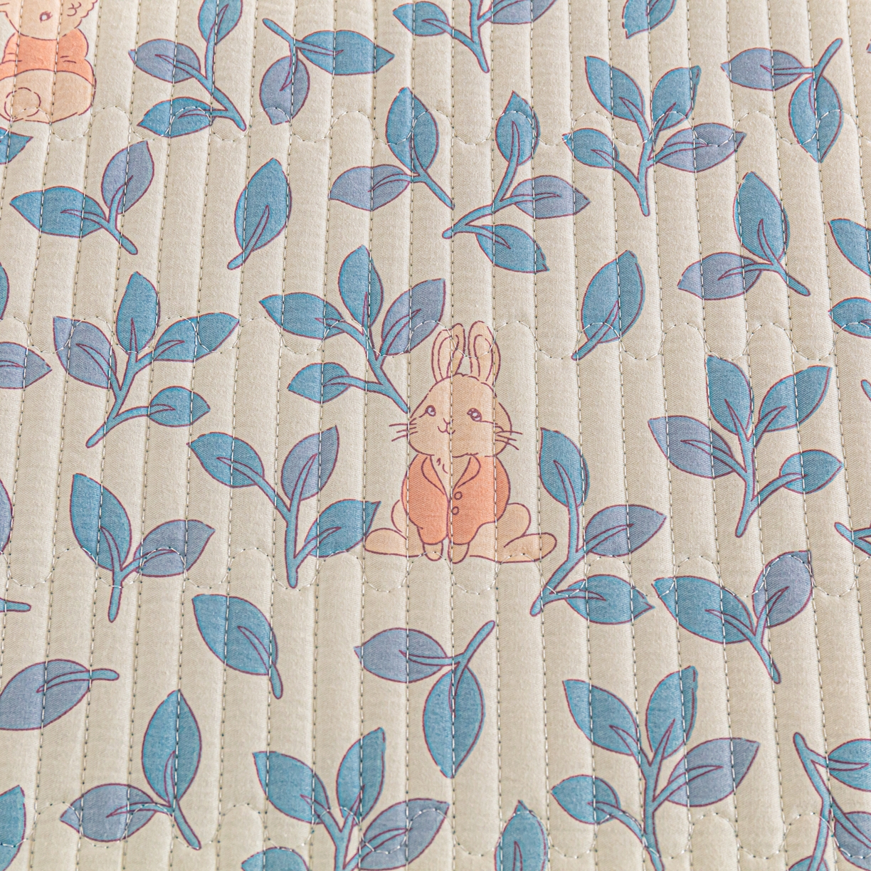 91家纺网 家纺一手货源 找家纺 恒尚居 2025新款A版全棉B版牛奶绒夹棉床褥垫A类四季可用学生床垫-秋冬款三件套系列二 菲菲兔【A纯棉-B牛奶绒】