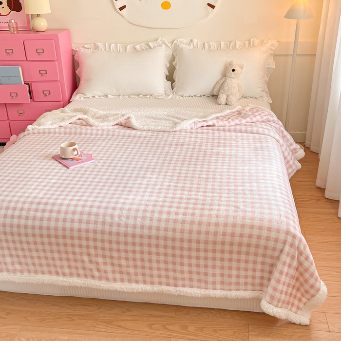 91家纺网 家纺一手货源 找家纺 川悦生活 2025新款牛奶绒羊羔绒毯子毛毯 毛毯小屋格格奶粉