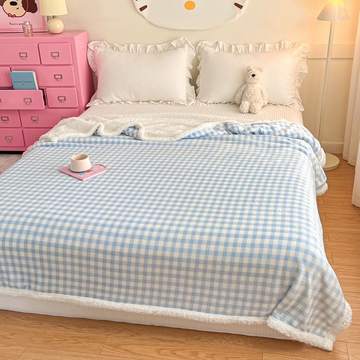 91家纺网 家纺一手货源 找家纺 川悦生活 2025新款牛奶绒羊羔绒毯子毛毯 毛毯小屋格格奶蓝