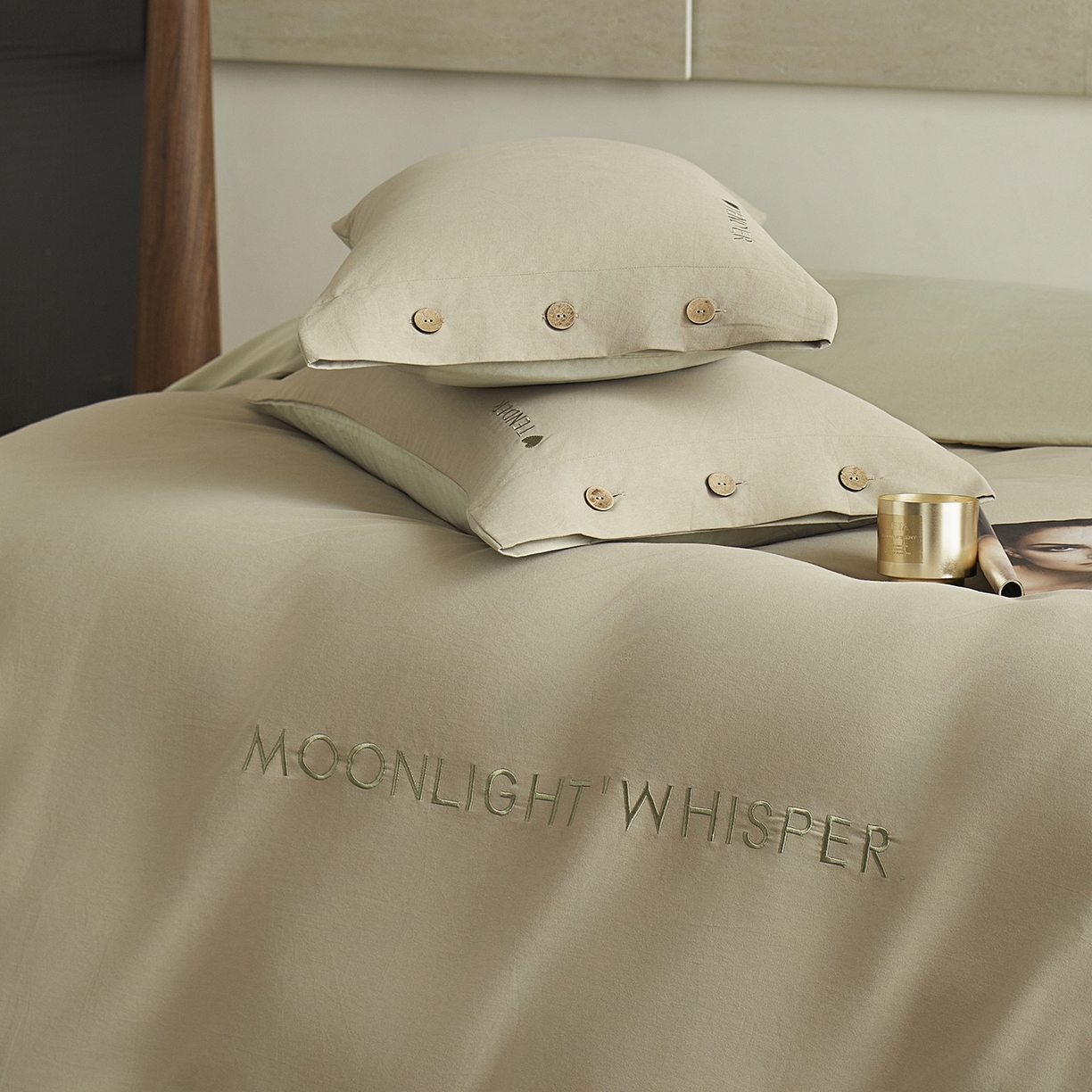 91家纺网 家纺一手货源 找家纺 艾咪-Amy ntmy 2025轻奢高级感纽扣款全棉纯棉加厚磨毛刺绣四件套 漫月卡绿