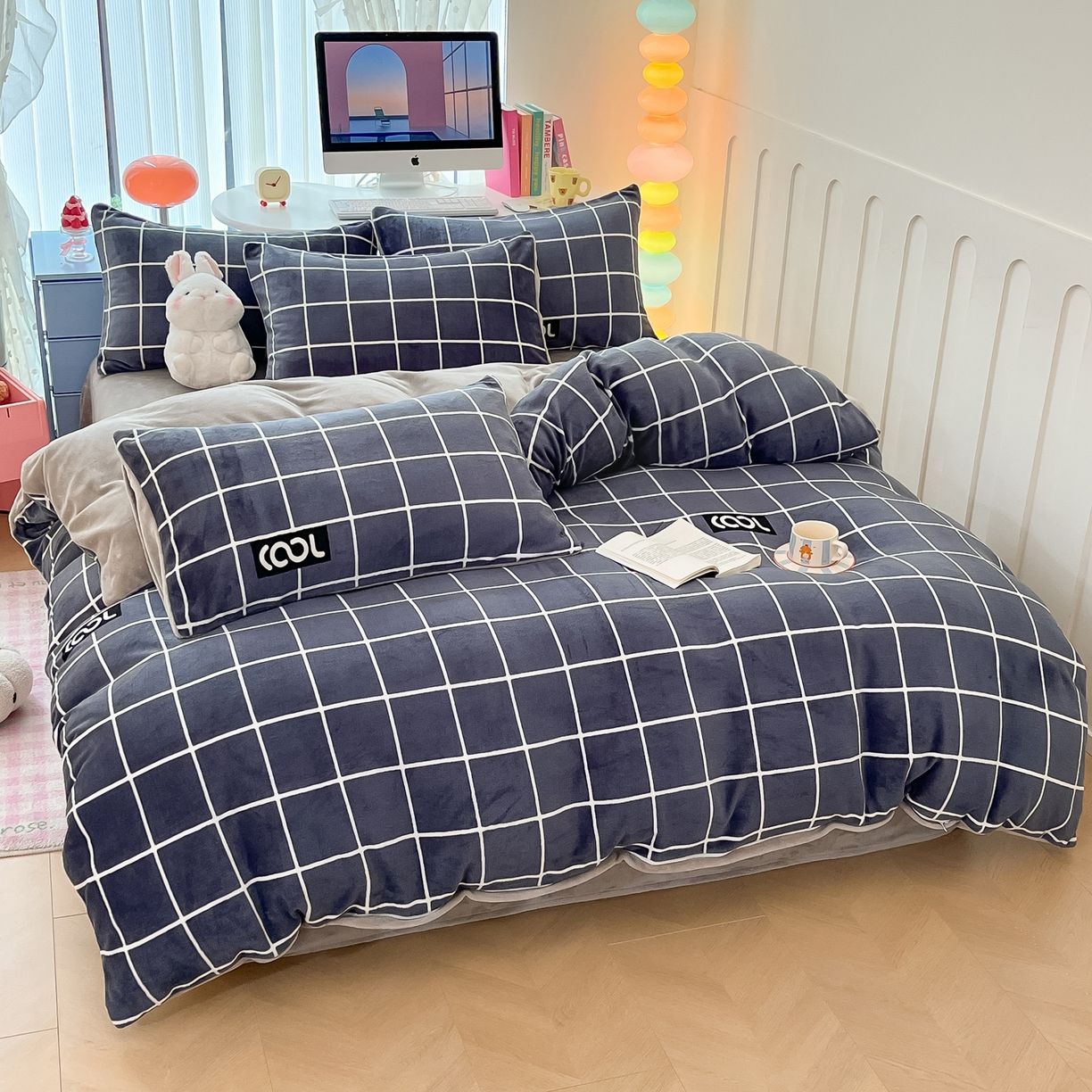 91家纺网 家纺一手货源 找家纺 启发 2025新款高克重小清新牛奶绒印花四件套 酷格