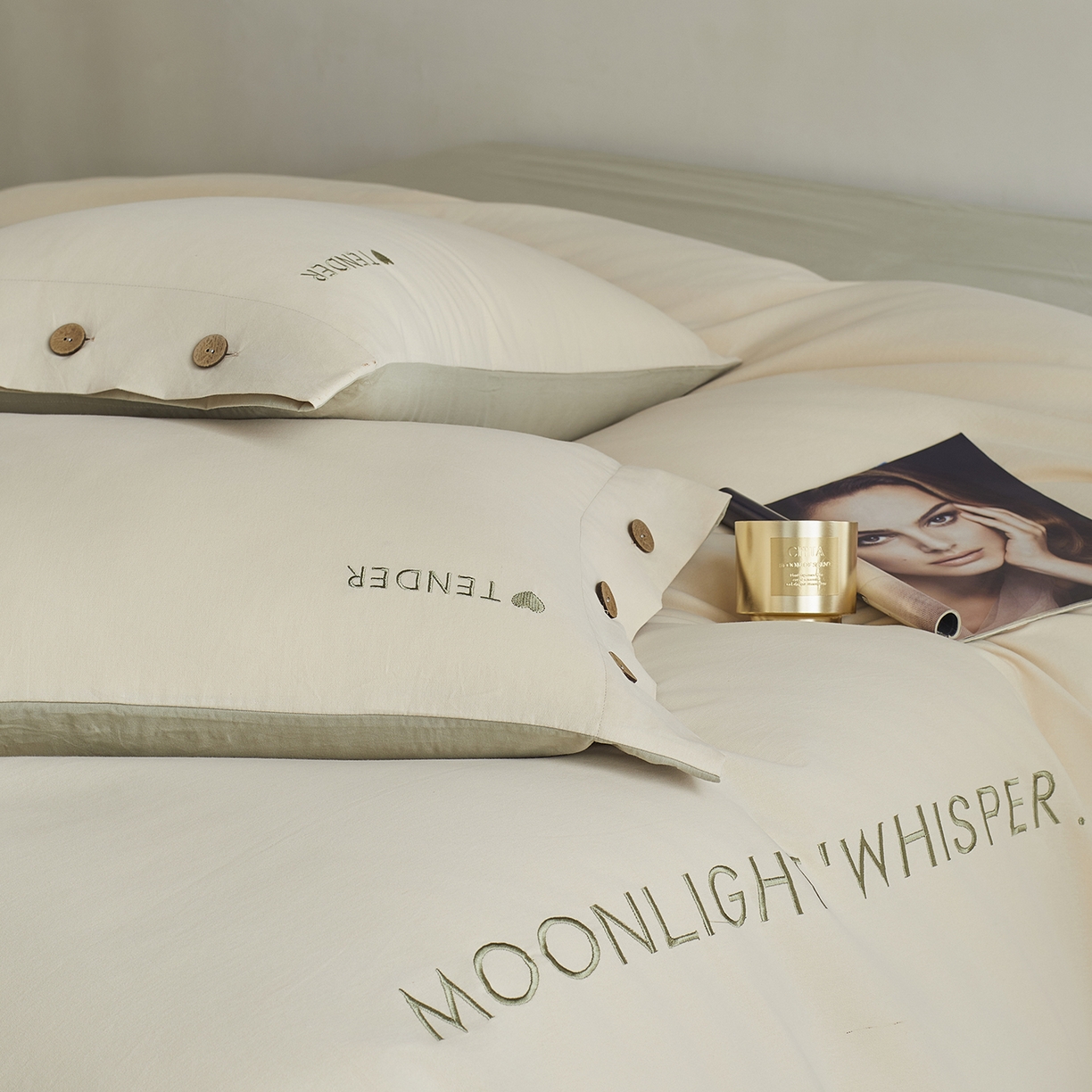 91家纺网 家纺一手货源 找家纺 艾咪-Amy ntmy 2025轻奢高级感纽扣款全棉纯棉加厚磨毛刺绣四件套 漫月奶绿