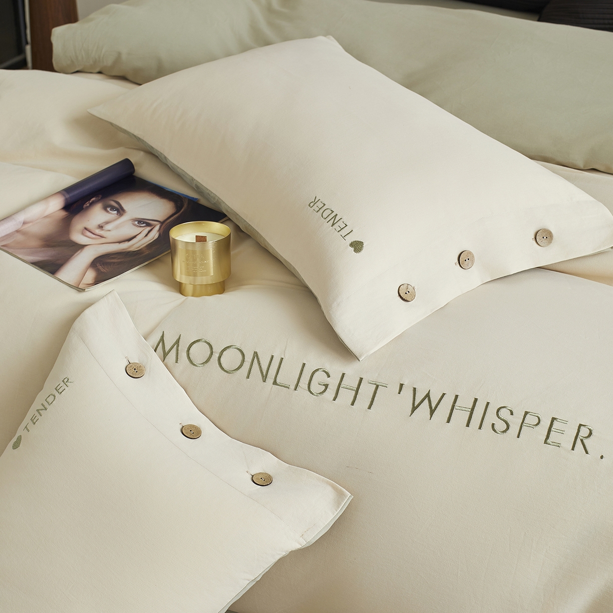 91家纺网 家纺一手货源 找家纺 艾咪-Amy ntmy 2025轻奢高级感纽扣款全棉纯棉加厚磨毛刺绣四件套 漫月奶绿