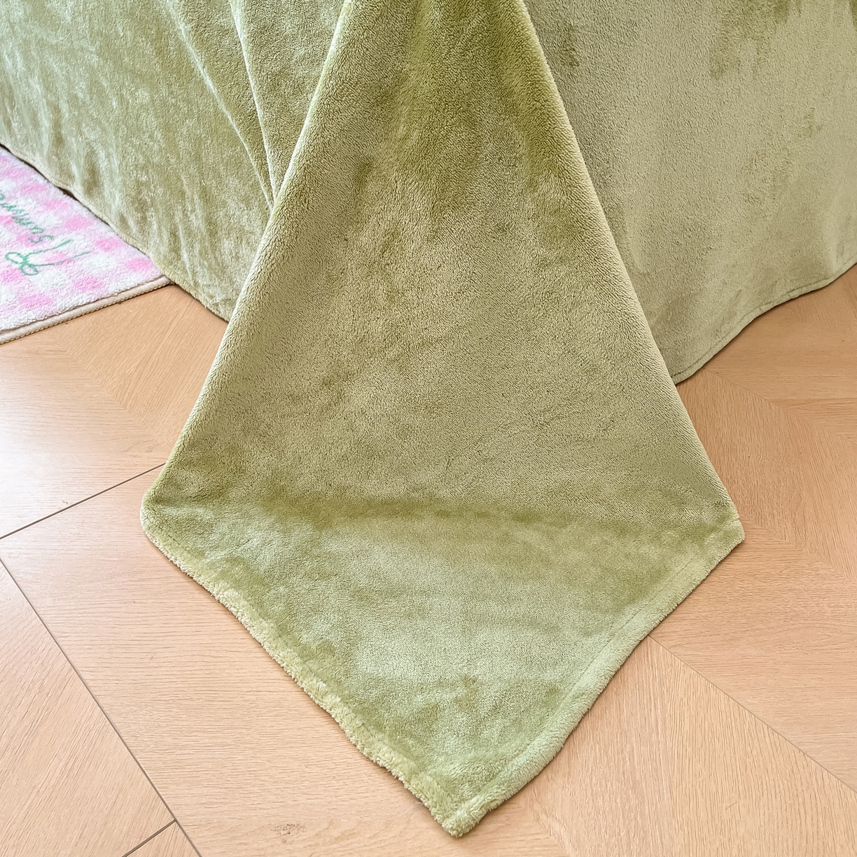 91家纺网 家纺一手货源 找家纺 启发 2025新款高克重小清新牛奶绒印花四件套 玫瑰庄园